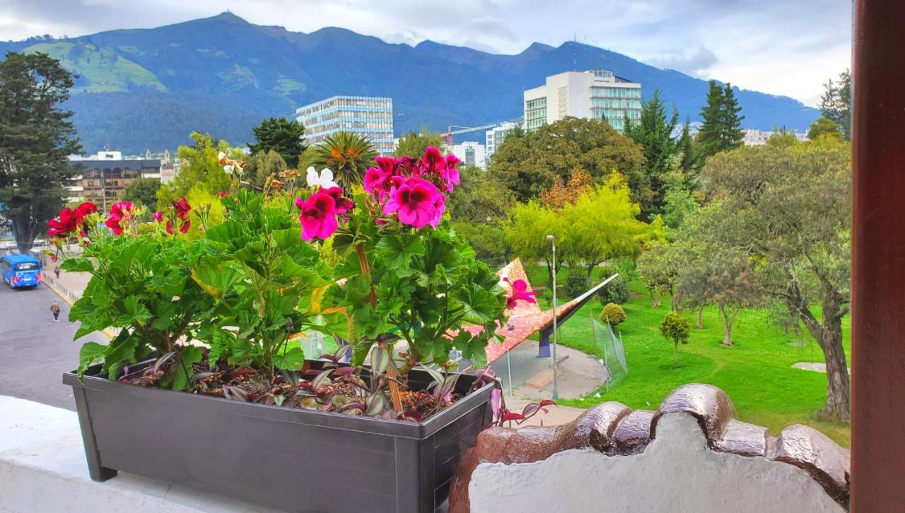 Hotel Inti Quito Exterior foto